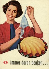 a) Der Schimmel ist der Feind Ihres Eingemachten. b) Eine neue Art - Dr. Oetker-Puddings anzurichten. c) Warum gerade Pudding als Nachtisch? d) Immer daran denken ... (um 1960) e) Oetkers Pudding mit Früchten. Neue Anregungen für erfrischende und nahrhafte Süßspeisen.