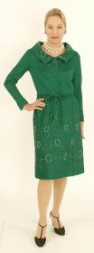 Grünes Cocktailkleid mit Stickerei