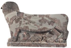 Östliche Sphinx als Laibungsfigur
