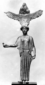 Spiegelgriff in Gestalt einer die Taube haltenden, langgewandeten Aphrodite