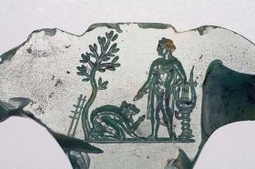 Plektron: Akanthosgewächs in Relief (VS), Apollo und Marsyas (RS)