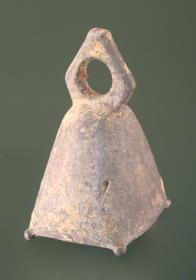 Glocke mit Resten des Klöppels