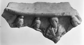 Tischrand mit Darstellung der Jünglinge im Feuerofen, Fragment