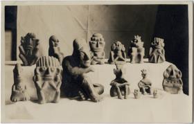 Stein- und Tonfiguren aus Jalisco (Mexiko)