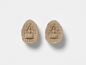Zwei Votivtafeln mit Buddha