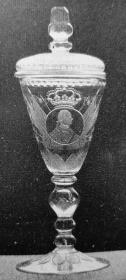 Deckelbecher mit Brustbild Friedrichs des Großen als Kronprinz