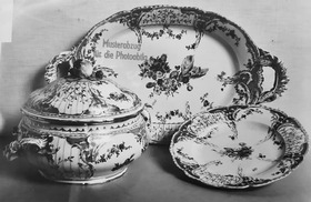 Deckelterrine aus dem Service für das Neue Palais "1. Potsdamsches"