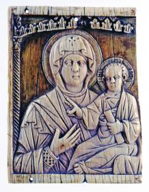 Mitte eines Triptychons mit Maria und Jesuskind